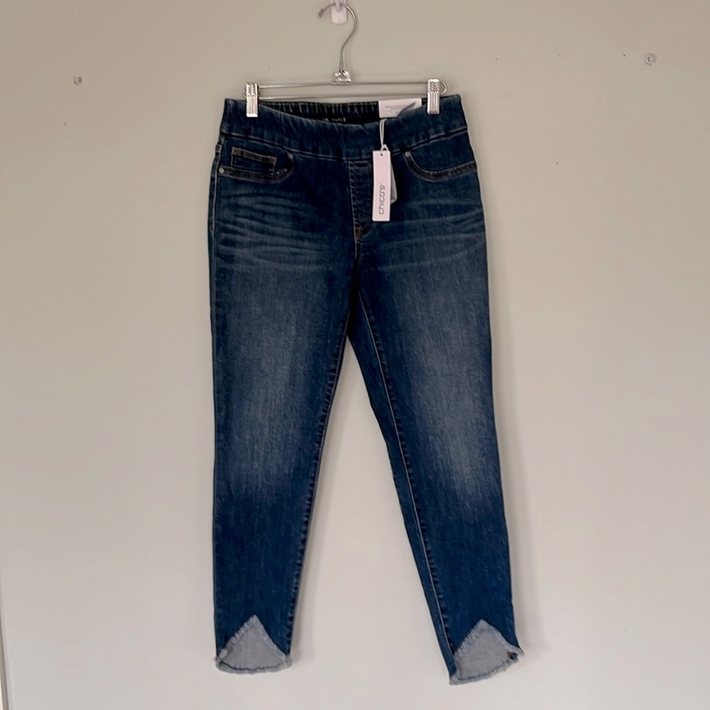 Chico’s so slimming fringed ankle jeggings